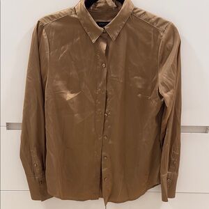 Banana Republic women’s Tan Shirt